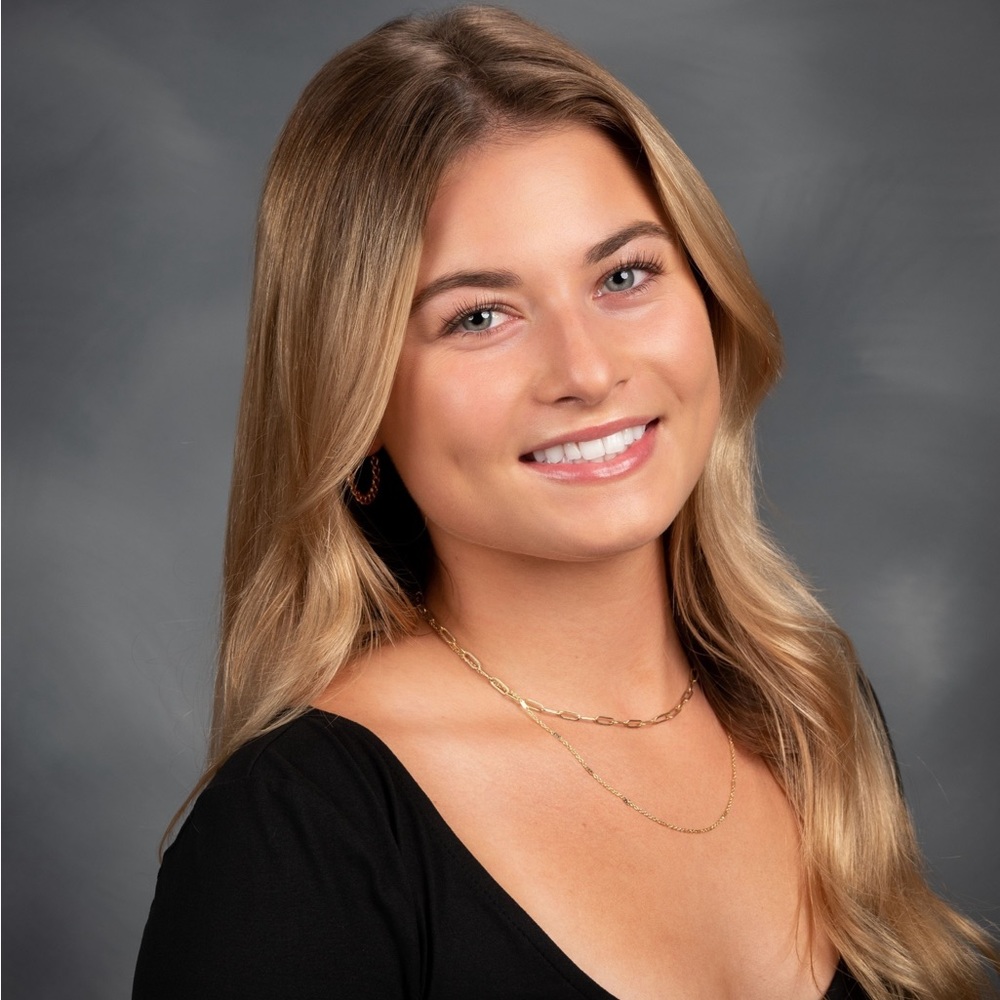 Meet your Posher, Gabby